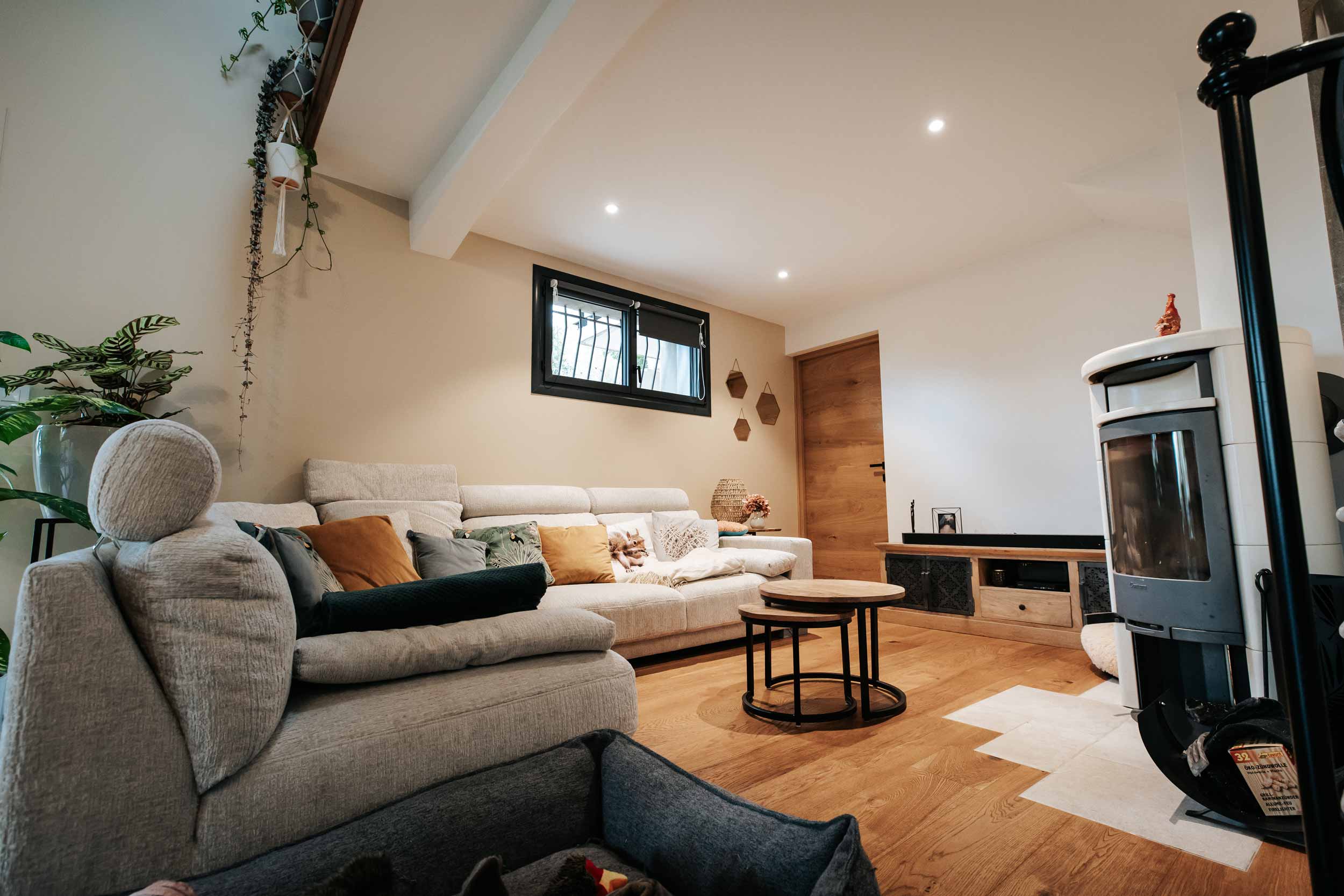Agencement sur mesure d'un coin salon en rénovation