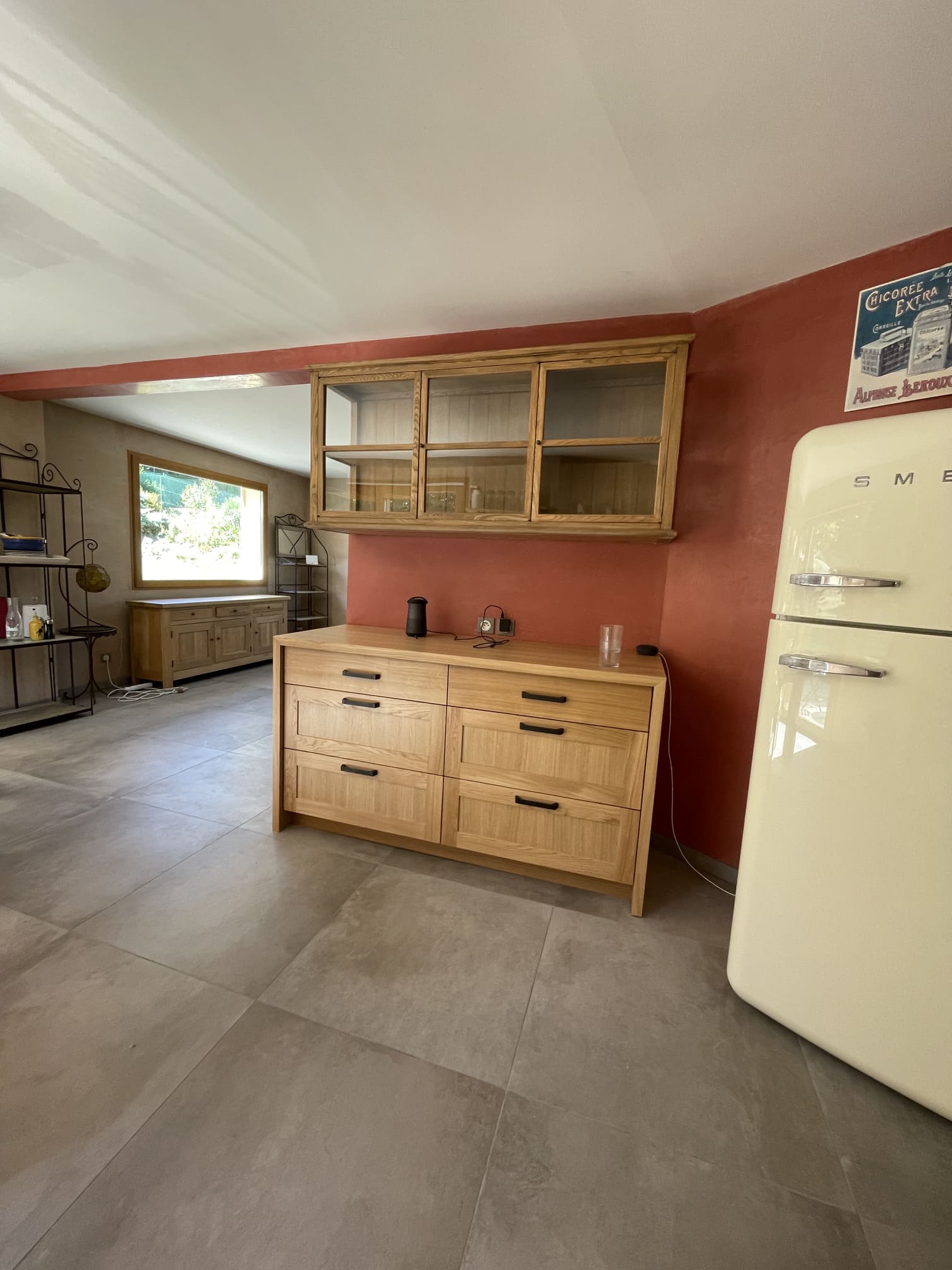 Mobilier en bois sur mesure pour une cuisine à Bonneville